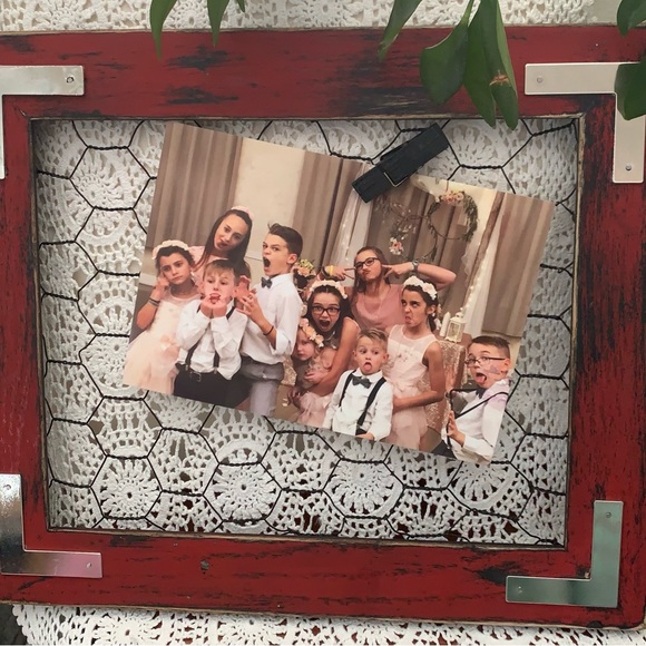 “PRINZ” Distressed Solid Wood Frame w/Decorative Wire - Picture 6 of 6